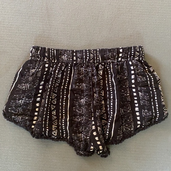 Soft Shorts - Picture 3 of 3